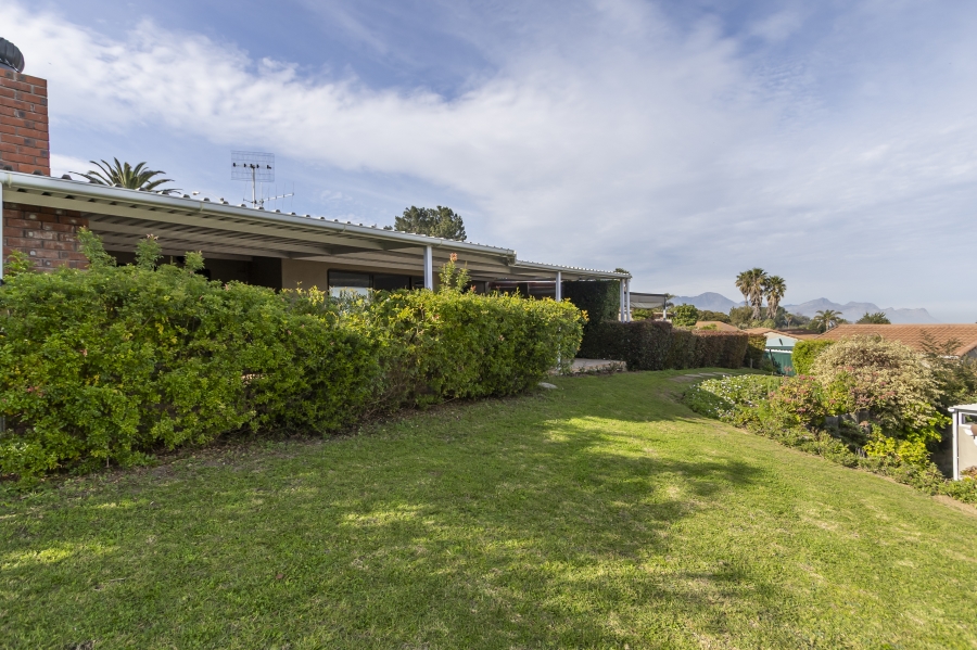 To Let 3 Bedroom Property for Rent in Helena Heights Western Cape